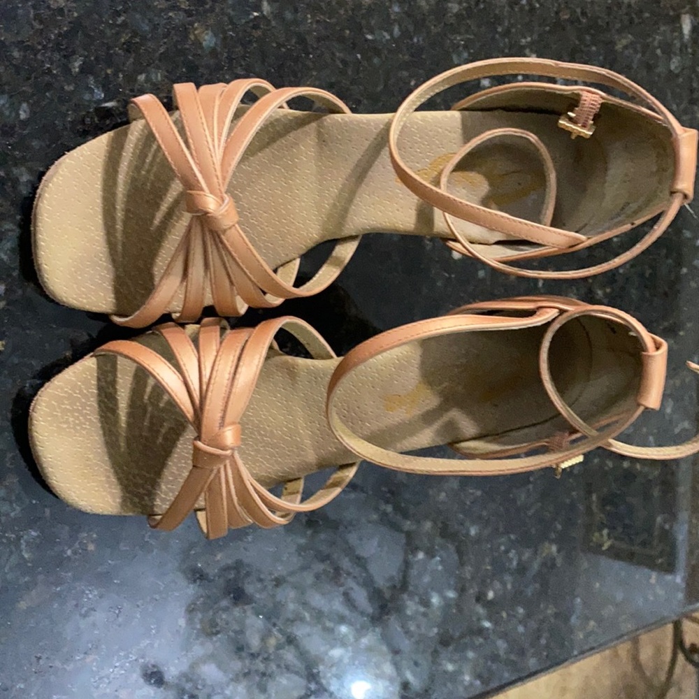 Dance shoes